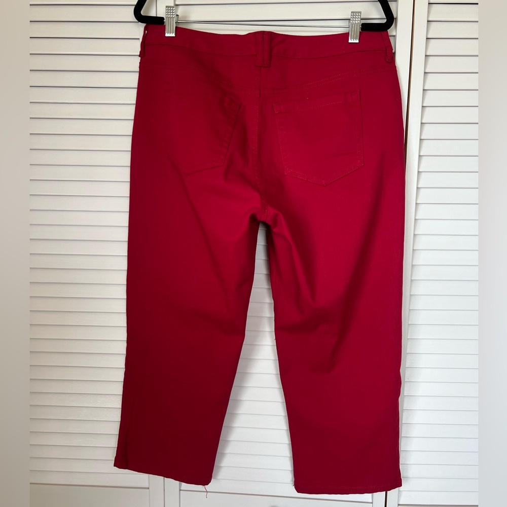 Style & Co Red Jeans EUC Women’s High Rise Capri Cropped Jeans 23 Inseam Size 12 - Picture 2 of 12